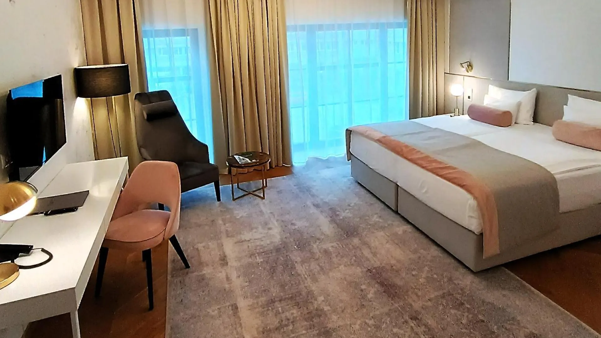 Hotel Ferreus Modern Art Deco Krakov 5*,  Polsko