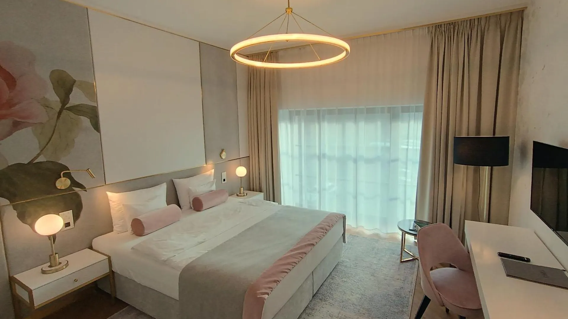 Hotel Ferreus Modern Art Deco Krakov